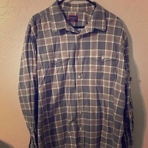 UN TUCK IT dress shirt